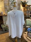 TOP: Giselle-T Shirt style/Pocket-One Size